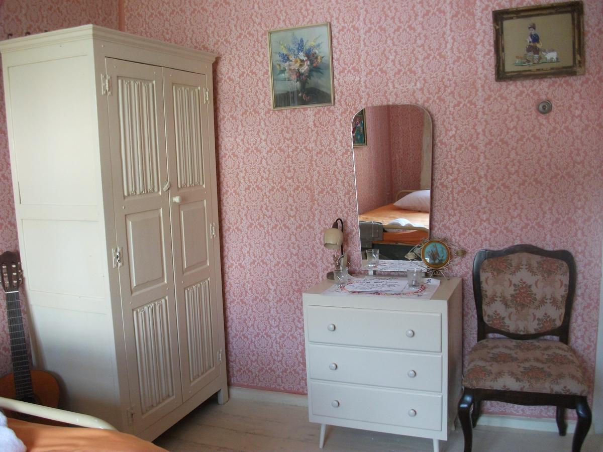 Hotel The Pink House Polkovnik Serafimovo Exterior foto