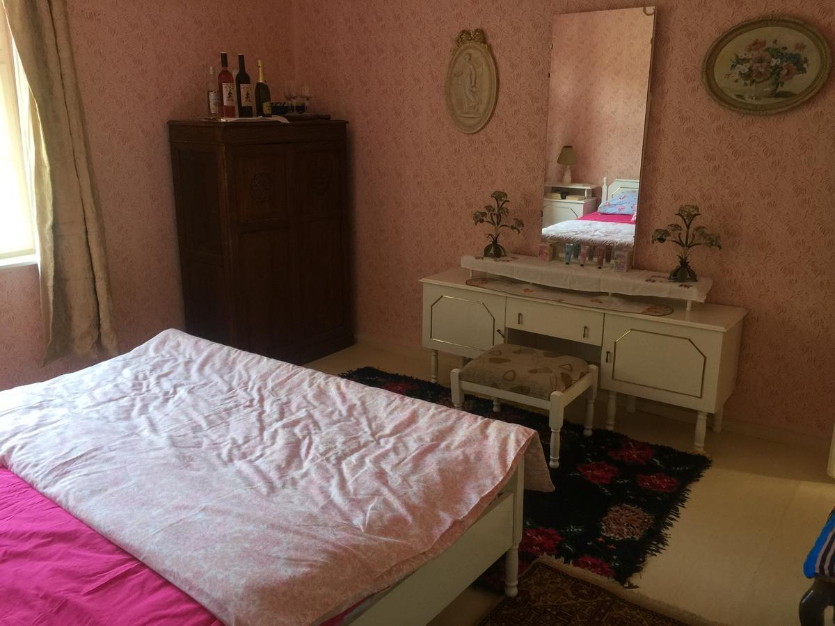 Hotel The Pink House Polkovnik Serafimovo Exterior foto