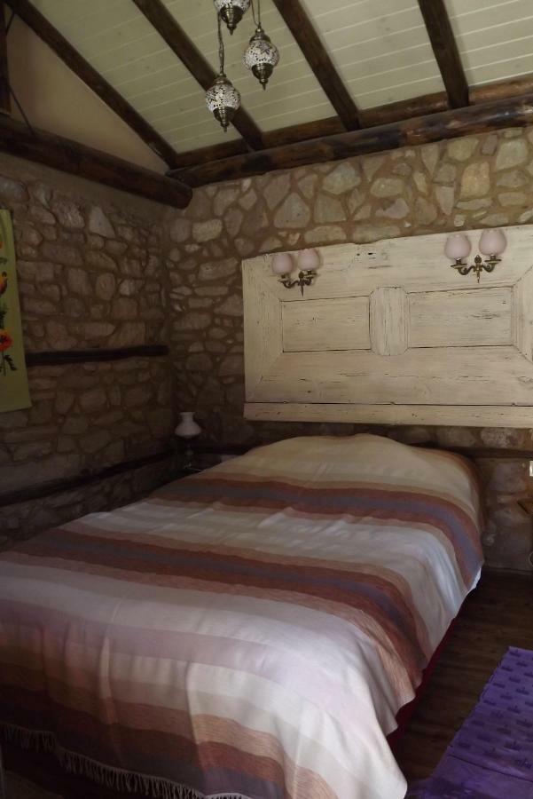 Hotel The Pink House Polkovnik Serafimovo Exterior foto